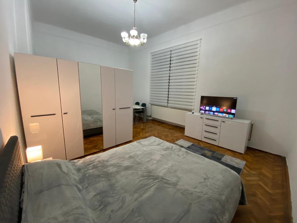 Apartament Super Central Cu Parcare Privata Apartment อาราด ภายนอก รูปภาพ